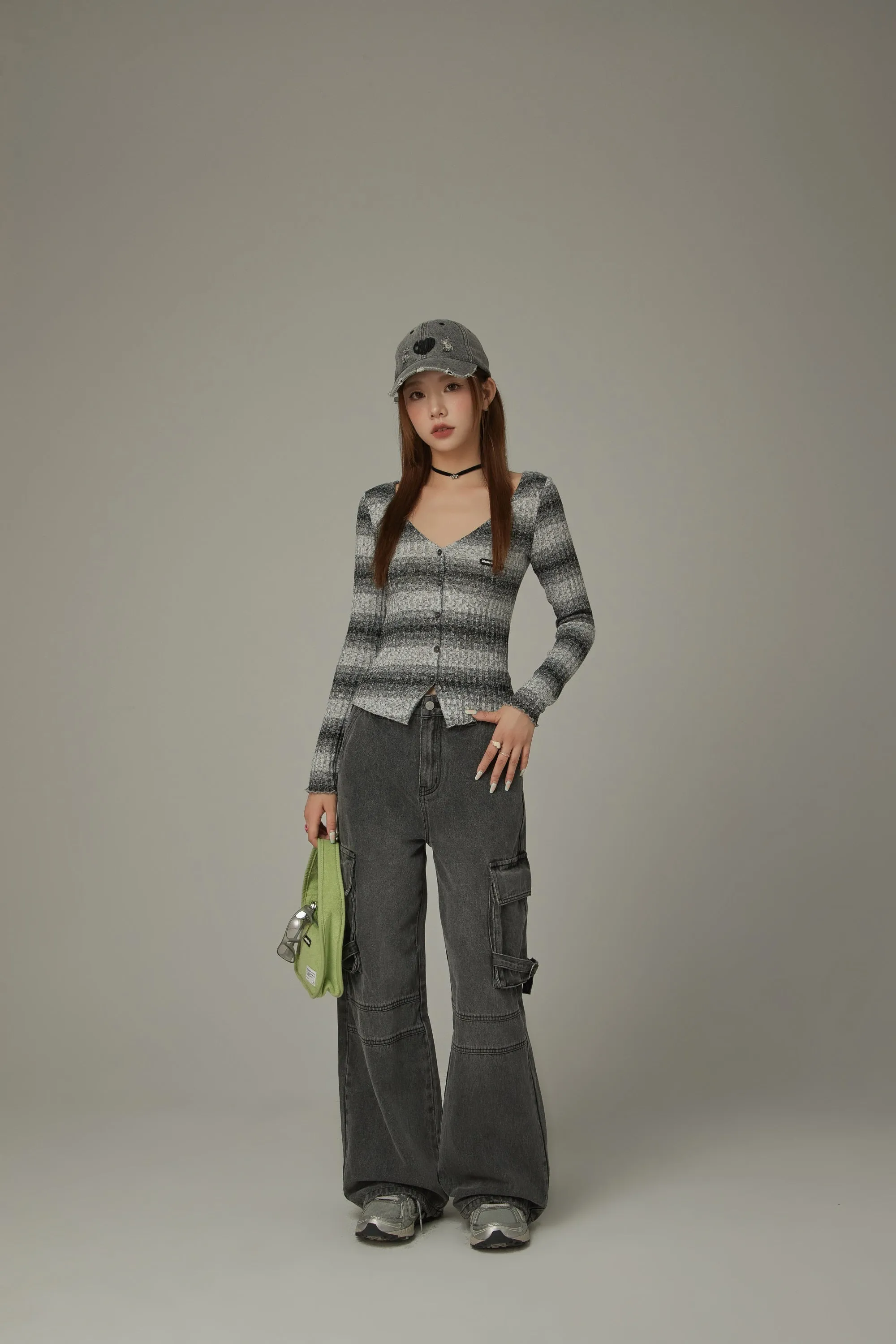 Color Matching Stripe V-Neck Slim Top