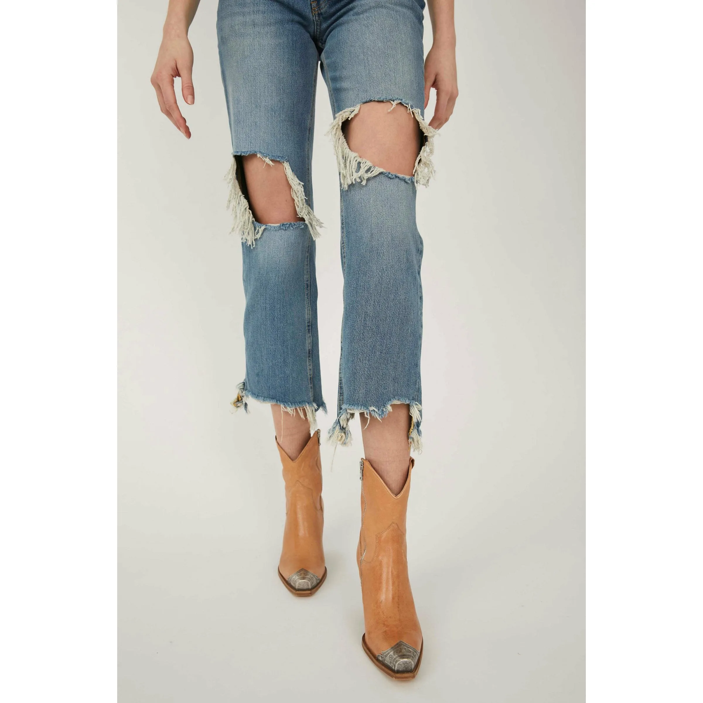 Maggie Mid-Rise Straight-Leg Jeans