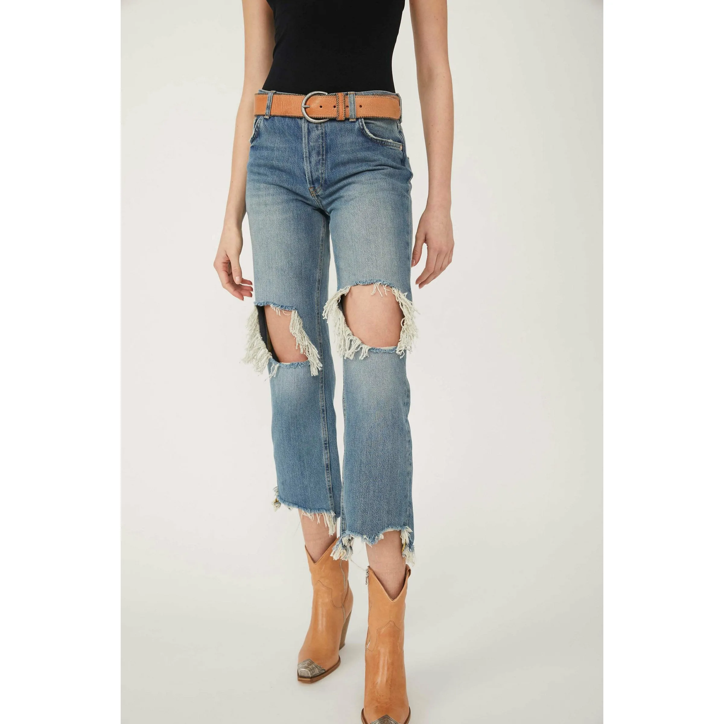 Maggie Mid-Rise Straight-Leg Jeans