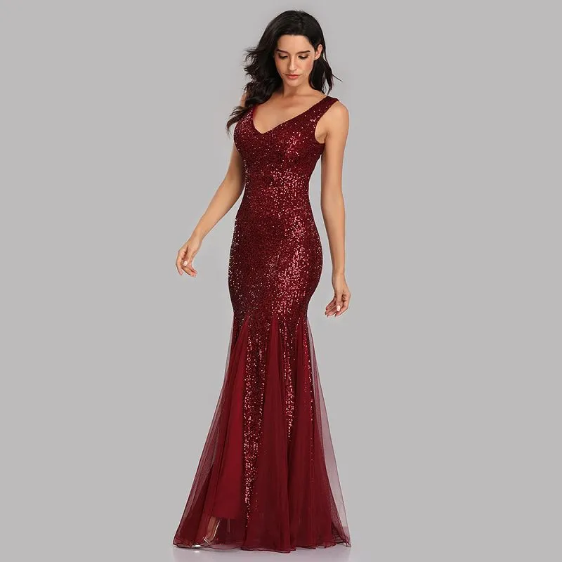 sd-hk Women Wine Red Sequin Evening Dress V Neck Sleeveless Long Party Dress