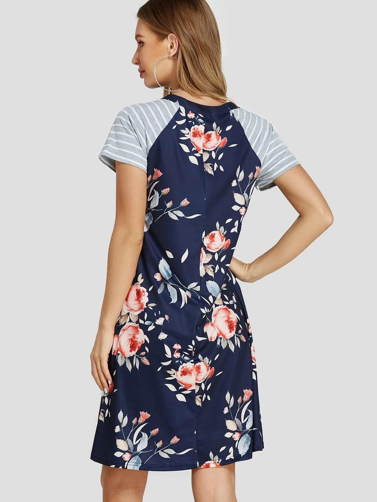 Wholesale Navy Round Neck Short Sleeve Stripe Floral Print Dresses