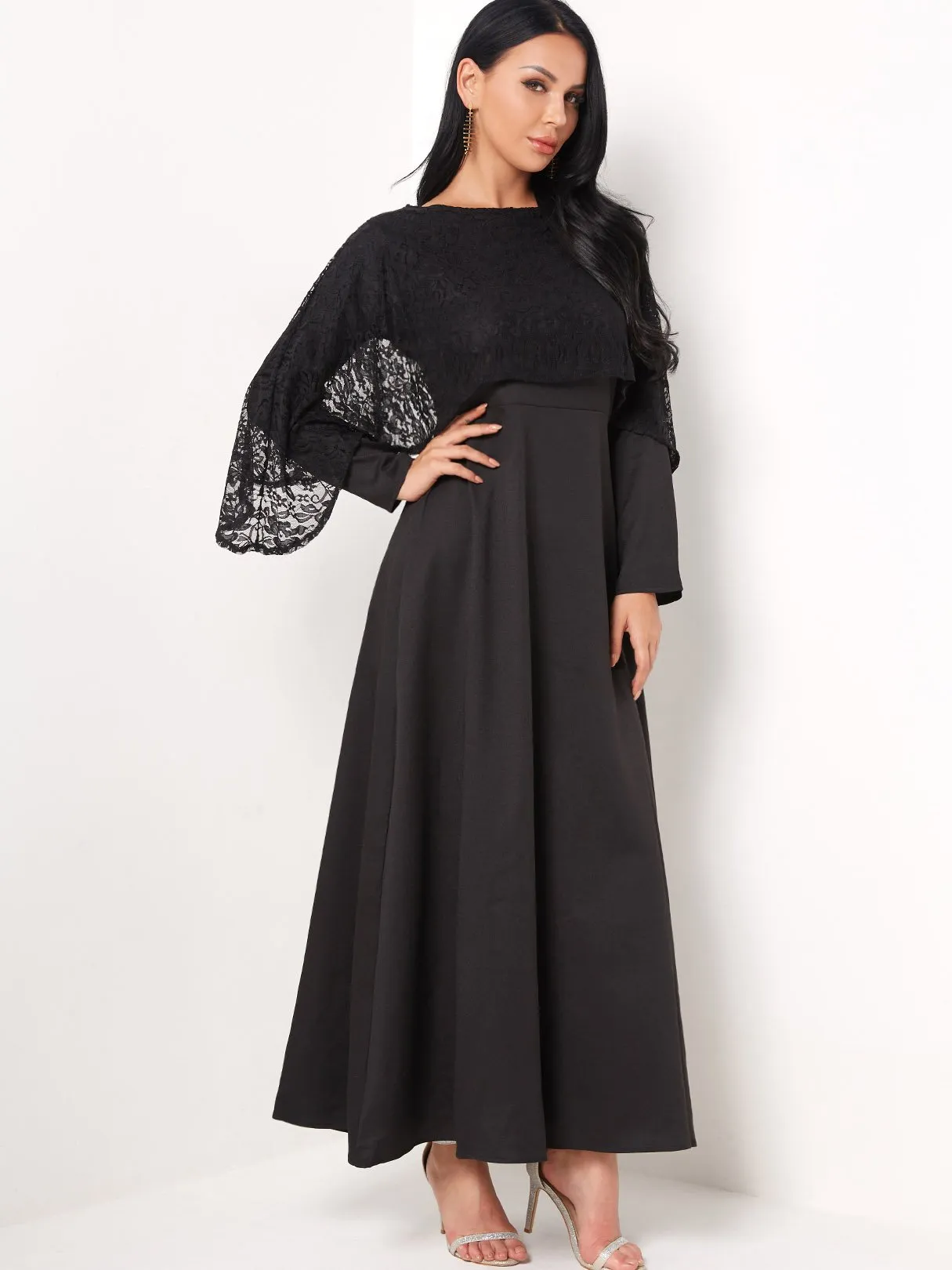 Wholesale Round Neck Long Sleeve Plain Lace Maxi Dress