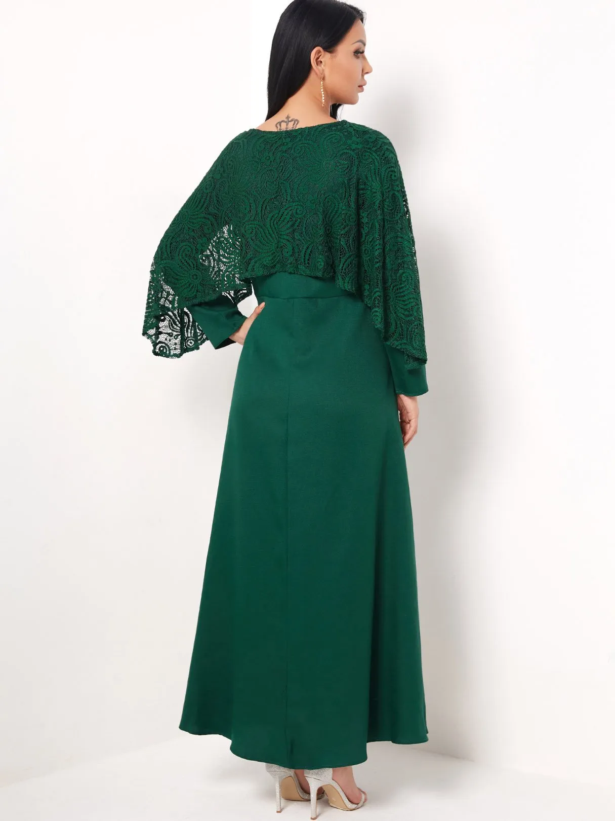 Wholesale Round Neck Long Sleeve Plain Lace Maxi Dress